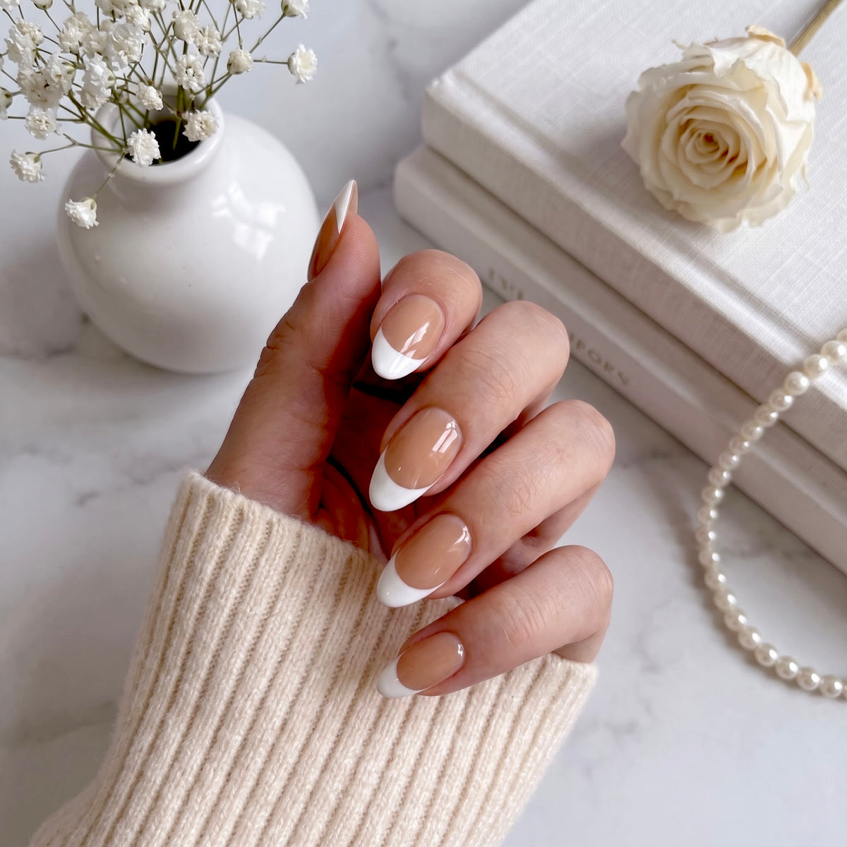 Skin White-French Short Almond with Application kit