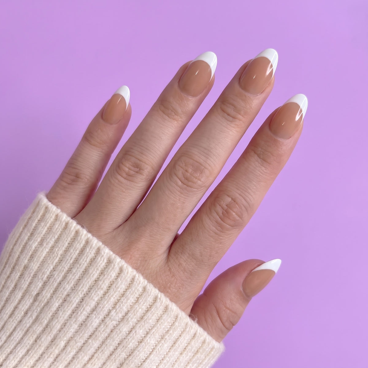 Skin White-French Short Almond with Application kit
